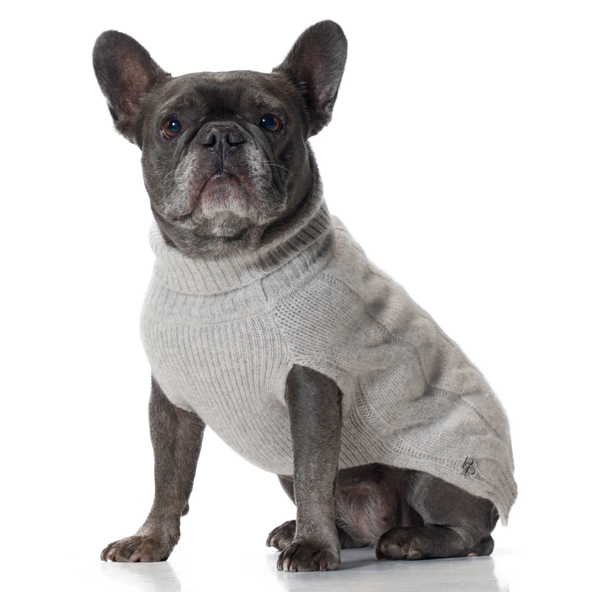 CLARK - THE CHUNKY 100% CASHMERE CABLE SWEATER VEST