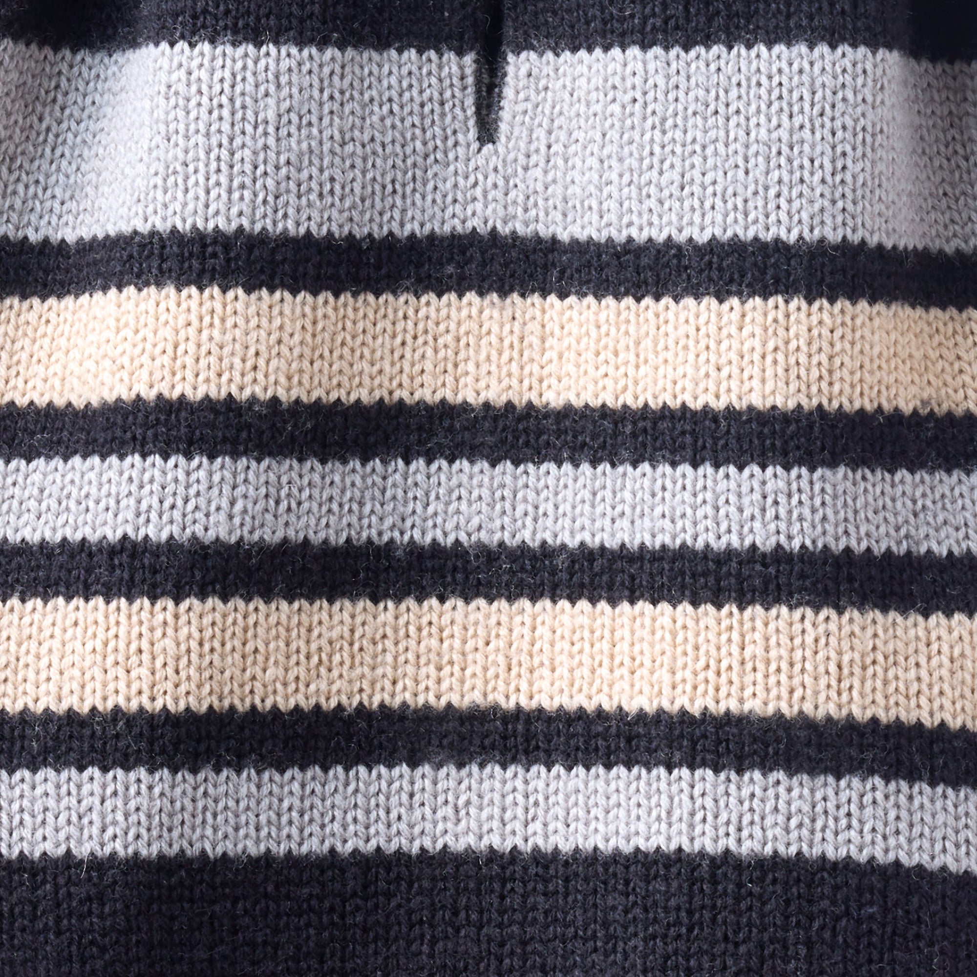 RUGBY – THE BOLD STRIPE SWEATER