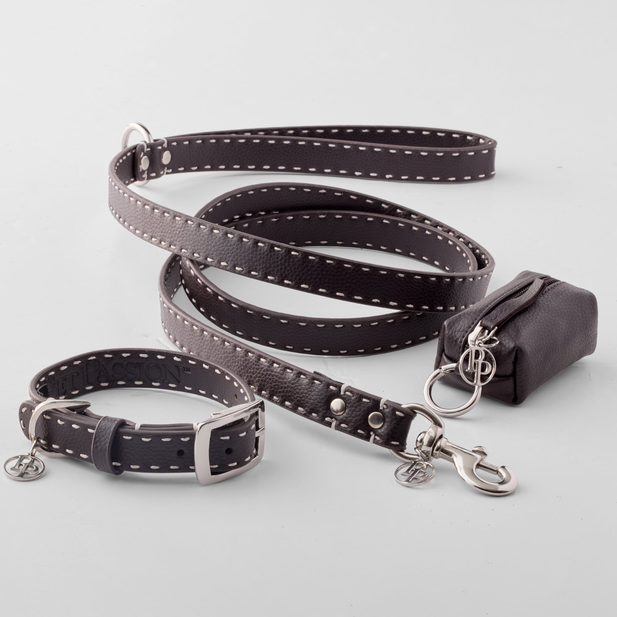 Layout of the Rein Collar, Leash, and Got to Go Caddy, in Chocolate Espresso
