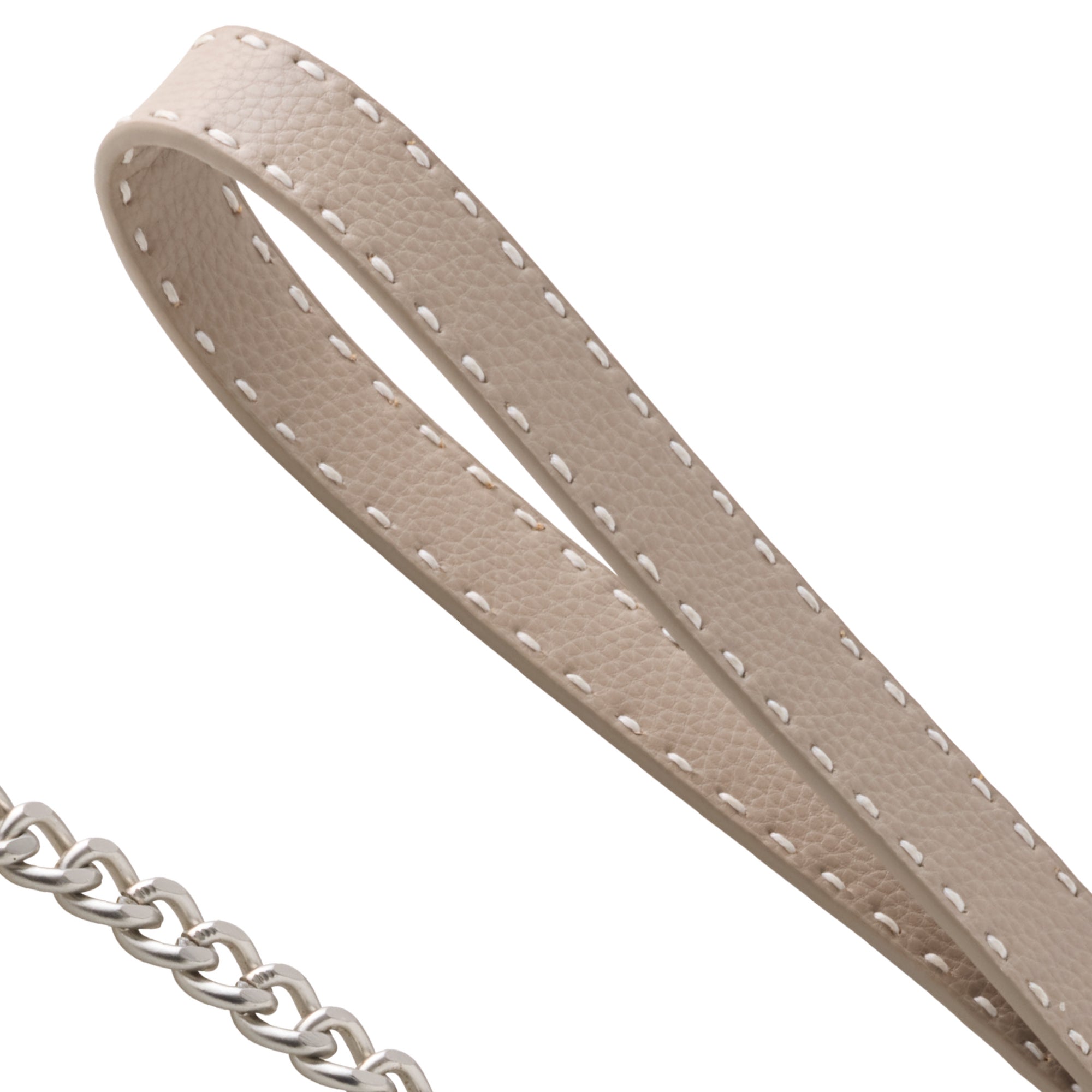 Close up of detailed stitching on the Rein Link Leash handle