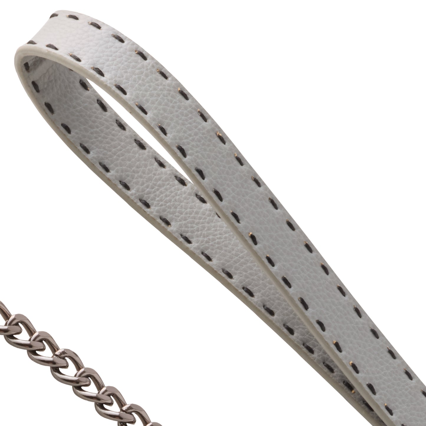 Close up of detailed stitching on the Rein Link Leash handle