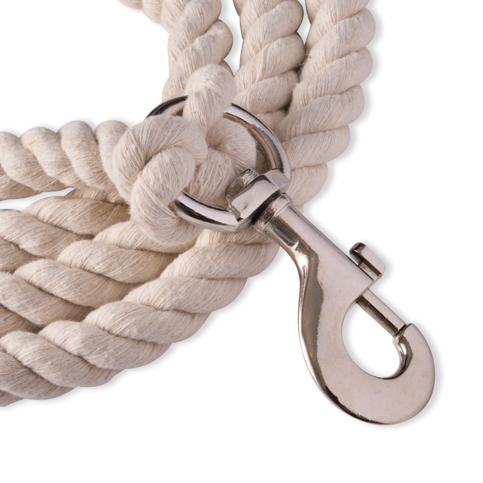 close up of rope leash clip hardware
