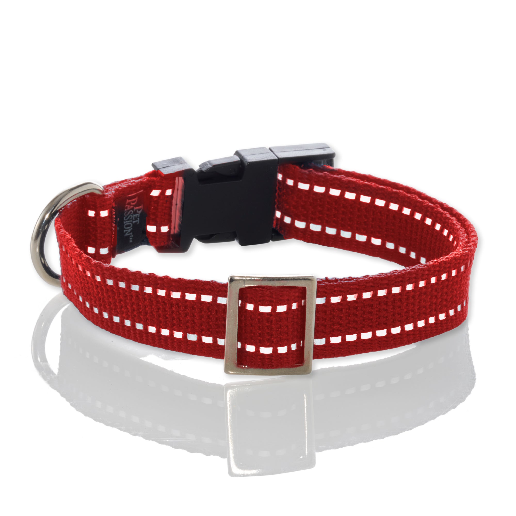 Pet Passion Max II hardy reflective dog leash and collar set in Red — durable nighttime walking gear with reflective stripes