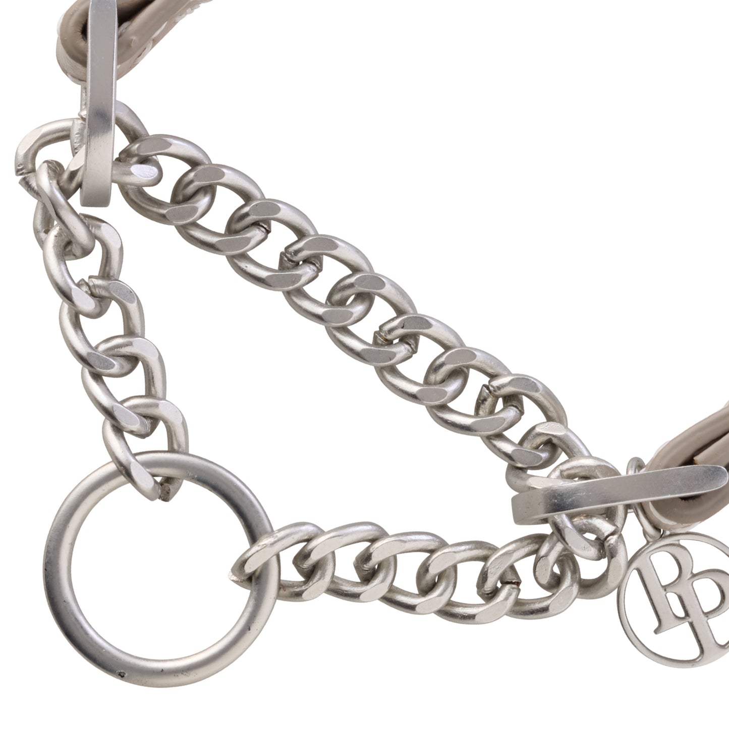 Close-up of martingale chain link collar mechanism. 
